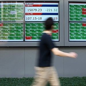 Borse Ue deboli: preoccupa l'inflazione. Crolla la fiducia delle imprese tedesche