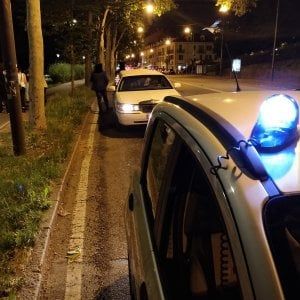 Torino: i vigili interrompono l'addio al nubilato in Limousine di sette ragazze