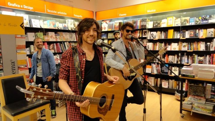 Sonorha live alla Feltrinelli con Claudia Sala