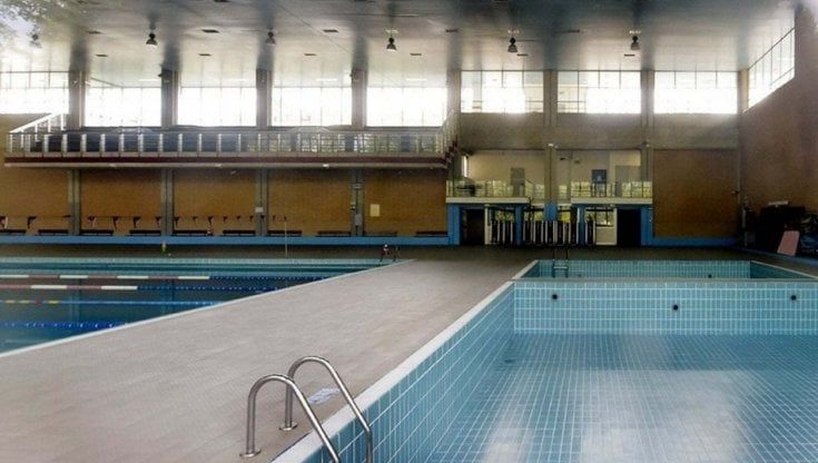 Piscina di via Zarotto, dopo il recesso il Comune versa 145mila all'ex gestore 