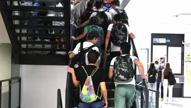 A processo per insulti razzisti al compagno di classe, 4 studenti chiedono di fare volontariato
