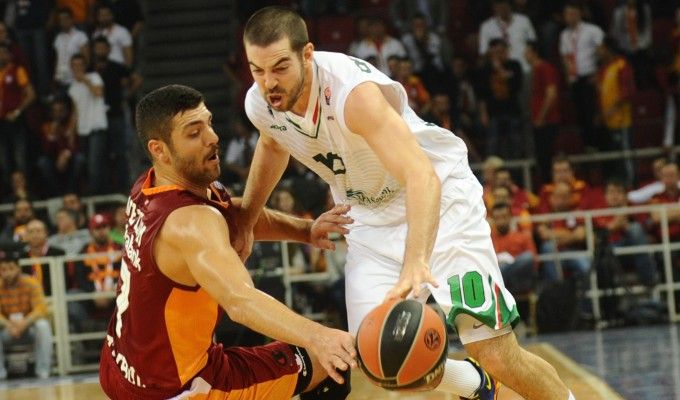 Hackett, errore fatale Siena s'inchina al Galatasaray