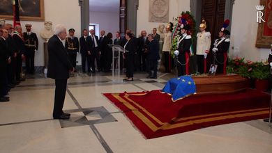 Mattarella saluta i familiari di Emma Bonino: l’ultimo omaggio in Campidoglio