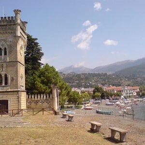 Rapporti con una minorenne, arrestato un animatore di un villaggio turistico