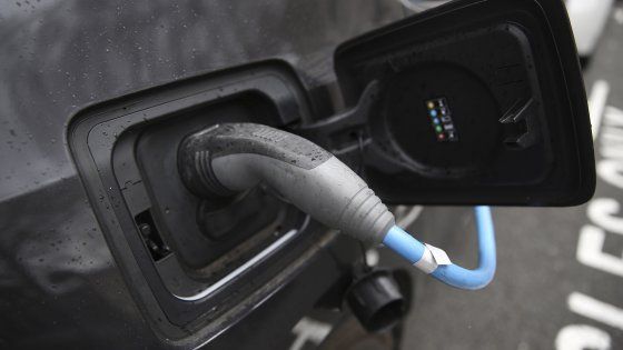 Auto elettrica, la grande sfida si gioca tutta nelle batterie