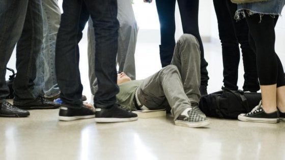 Torino, una squadra di ragazzi in azione sul web per dare la caccia ai bulli nelle scuole 