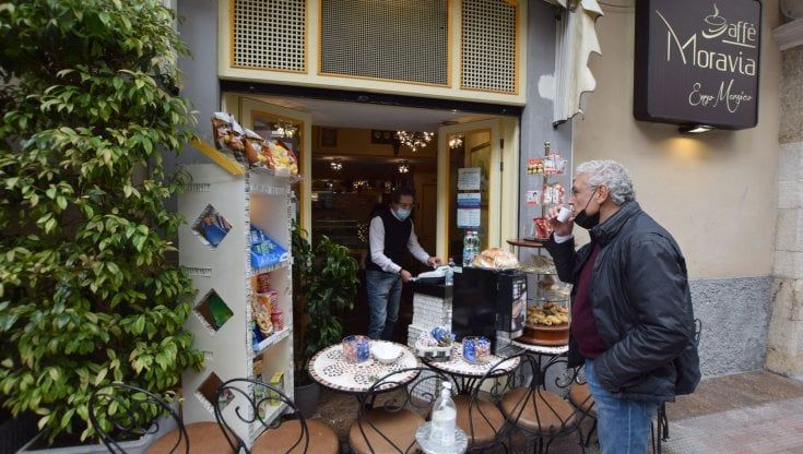 La novità del decreto: si può andare nella casa al mare o in montagna (anche in affitto)