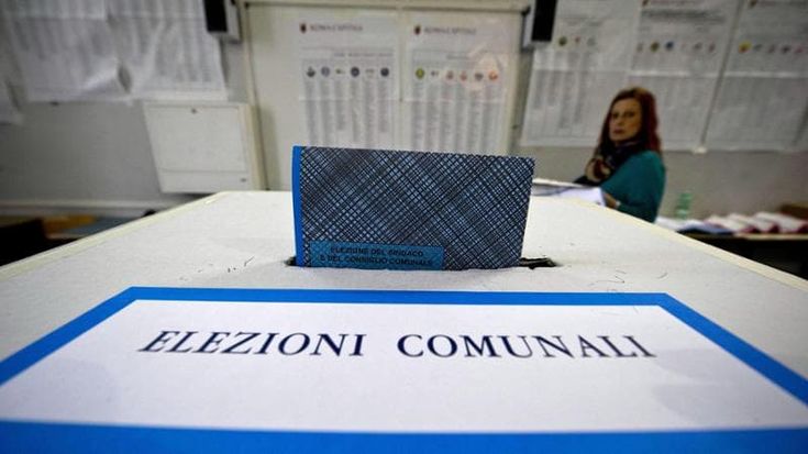 Centrodestra al bivio: corsa alle intese lampo in vista dei ballottaggi