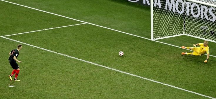 Croazia-Danimarca 4-3: Subasic pararigori, Rakitic segna il penalty che vale i quarti