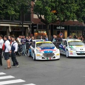 Targa Florio al via da piazza Politeama, traffico in tilt