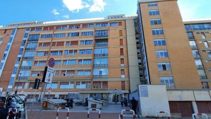 Favori e corsie preferenziali nel pronto soccorso del Di Venere: indagata la “facilitatrice abusiva”