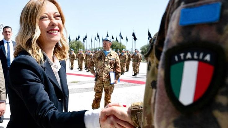 Meloni in missione dai soldati italiani. Altri duemila militari Onu per Unifil
