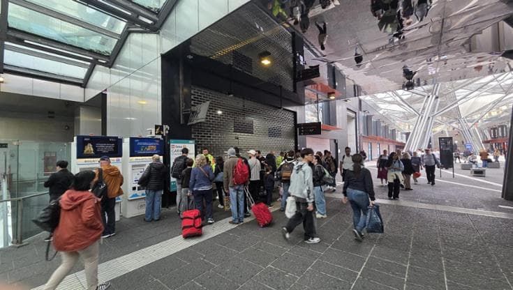 Napoli, metropolitana Linea 1: servizio a singhiozzo tra guasti e chiusure anticipate