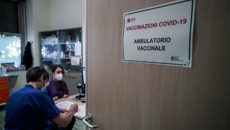 Covid, Bari in controtendenza: i casi diminuiscono. In una settimana da 30,7 a 24,9 positivi ogni 100mila abitanti
