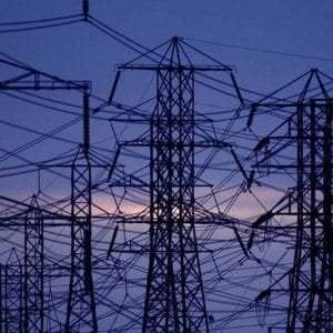 Energia e reti, i settori che hanno battuto economicamente Covid-19