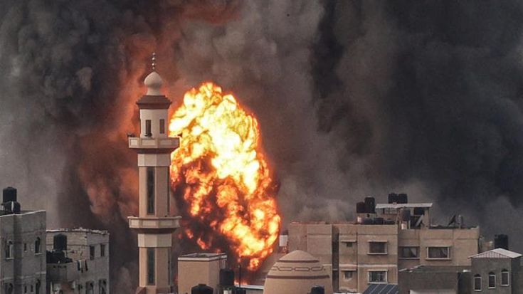 Gaza, raid a ciclo continuo. A Rafah colpita una moschea