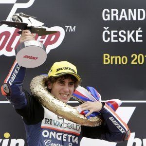 Brno, trionfo italiano in Moto3. Vince Antonelli, paura per Rodrigo