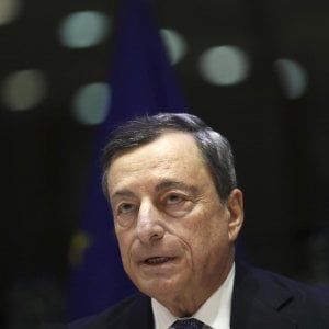 Cambiano i "pesi" nella Bce: si riduce la quota dell'Italia. Meno acquisti con il Qe