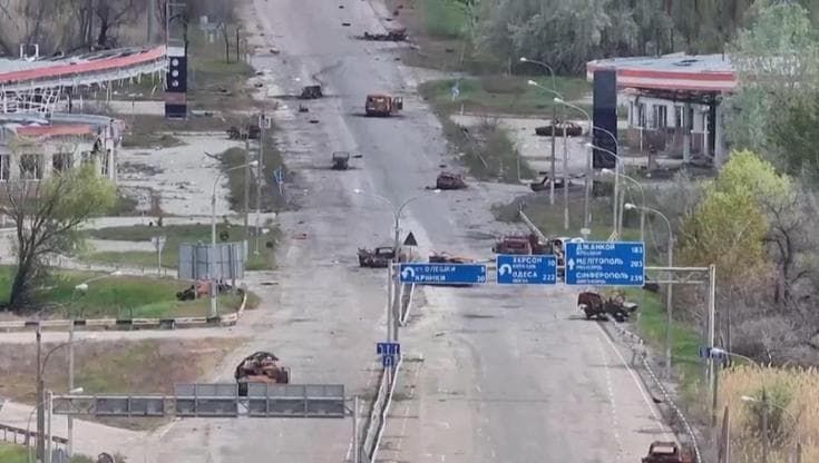 Ucraina: Oleshky, la cittadina isolata dalla guerra nel cuore di papa Leone e Melania Trump