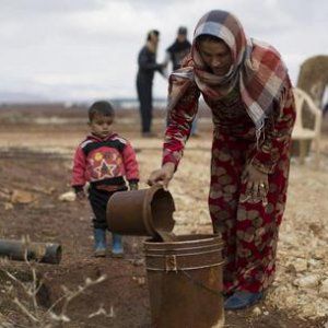 Malnutrizione, il decalogo per aiutare i bambini. Latte materno e cibo della loro terra