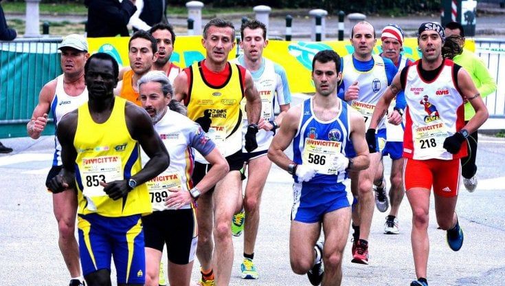 "Iscrizione gratuita per runner russi e ucraini": è polemica sulla Uisp per la Half Marathon di Firenze