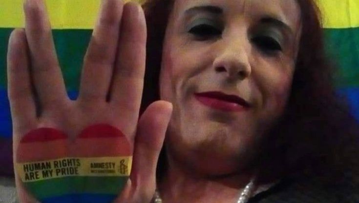 La gogna mediatica di Santina, trans di Siracusa: "Non sono una ladra, anche se non pago l'affitto"