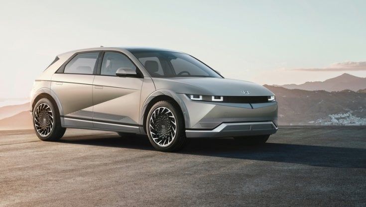 La scossa Hyundai, ecco la Ioniq 5 da 480 km di autonomia