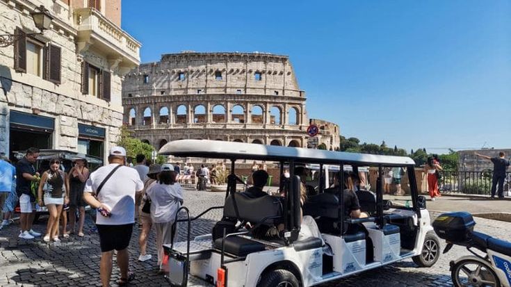 Roma, stretta sulle golf car: Regione e Campidoglio al lavoro per nuove regole