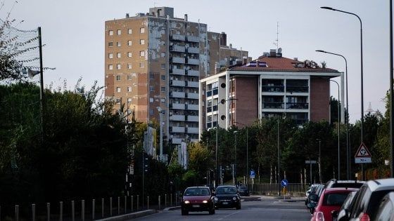 A Milano parte la riqualificazione delle torri di via Cilea: da anni attesi i lavori sui palazzi popolari del Gallaratese