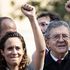 Mélenchon soffia sulla protesta ma “il candidato del disordine” può regalare l’Eliseo a Le Pen