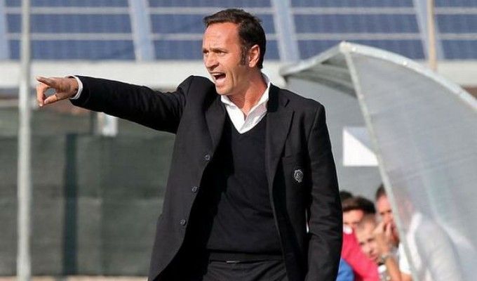 Esonerato dagli ultras: "Mi ha salvato lo studio"