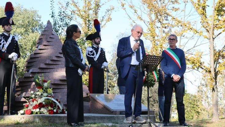 Uno Bianca, la rabbia dei familiari al ricordo delle vittime: “Un trauma vedere i Savi in tv”