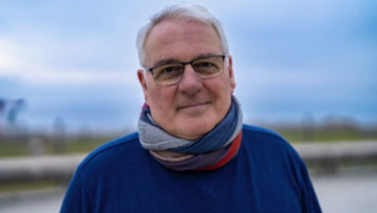 Bruno Giussani: “Sono un resistente tecnologico. Con l’IA ci giochiamo l’integrità cognitiva”