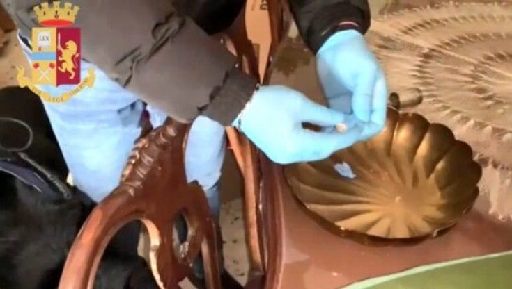 Potenza, arrestati nove pusher del capoluogo: individuate le vie dello spaccio