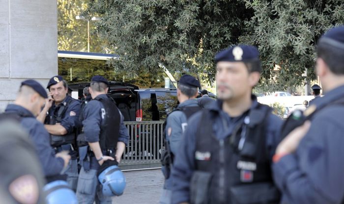 La Roma lascia l'albergo con la scorta, il San Paolo &egrave; blindato
