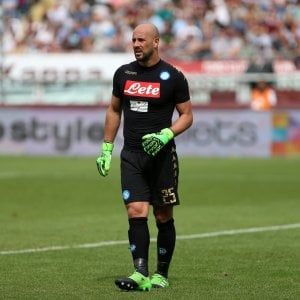 Napoli, ore decisive per Reina. Sfida con la Roma per Ounas