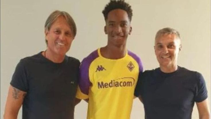 La storia di Bassidy Sanogo: salvato in mare da Emergency, adesso è un calciatore della Fiorentina