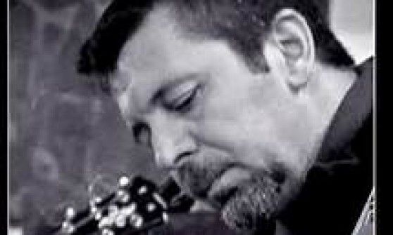 Acoustic Guitar Project, dieci musicisti e una chitarra in viaggio