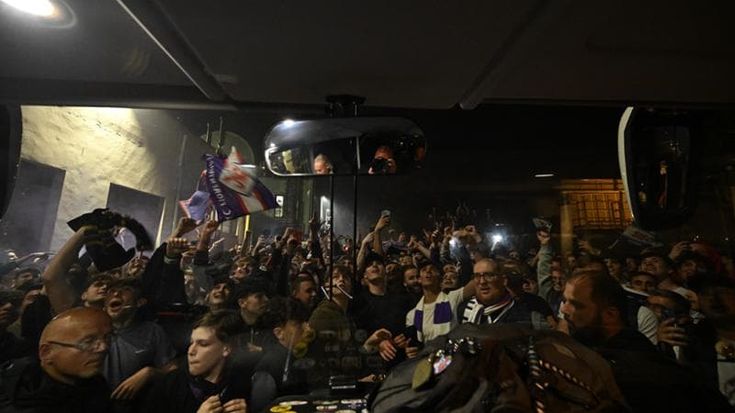Fiorentina in finale, la goia dei tifosi sui social: “Miracolo Italiano”, “Mangiateli voi i cannelloni”