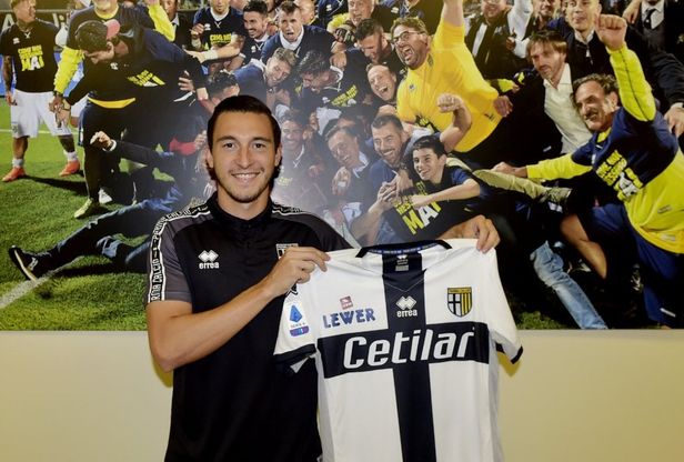 Da Manchester a Parma, Darmian si presenta - Foto 