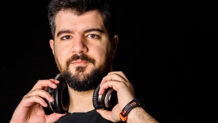 Dall’autismo ai dancefloor, Dj Seven “dirige” il “Silent Music Università" alla Reggia di Portici