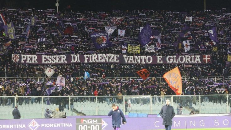 I fischi sono anche social, per la Fiorentina la prima grande contestazione digitale  