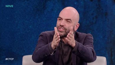 Saviano: "Borse di lusso e catene d'oro? Il rap racconta la realtà, non ti dice come è giusto che sia"
