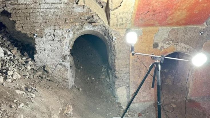 Liceo Cavour, sotto la palestra spunta una domus romana del II secolo