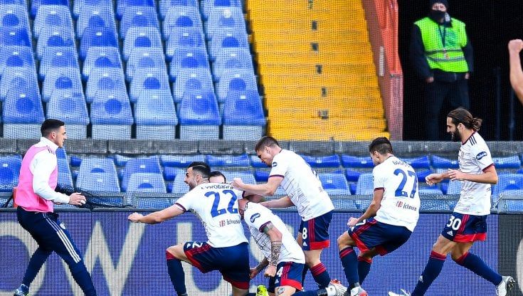 Cagliari, Mazzarri: "Grande vittoria, ma niente euforia. La strada è lunga"