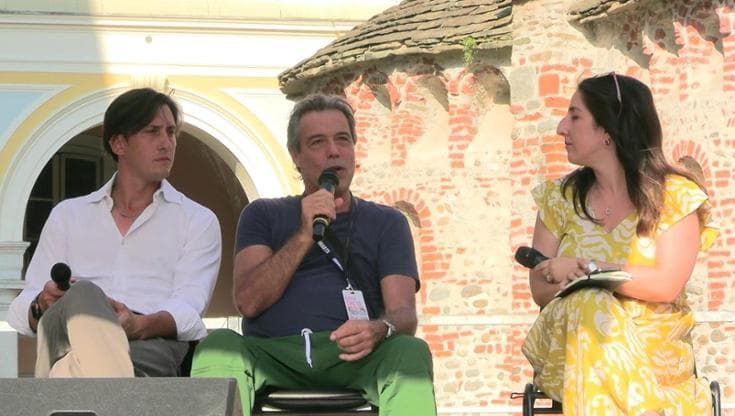 Disabilità, il chitarrista Cesareo: "Da bambino mi chiamavano gamba di legno, poi si cresce. Oggi disabili non hanno risposte"