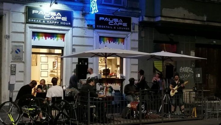 Lungo Dora, insulti omofobi al barista che si batte per la riqualificazione