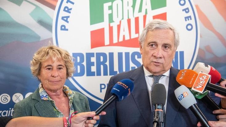 Preferenze, alta tensione in FI. Sfogo di Tajani sugli alleati: “Con i fascisti serve la forza”