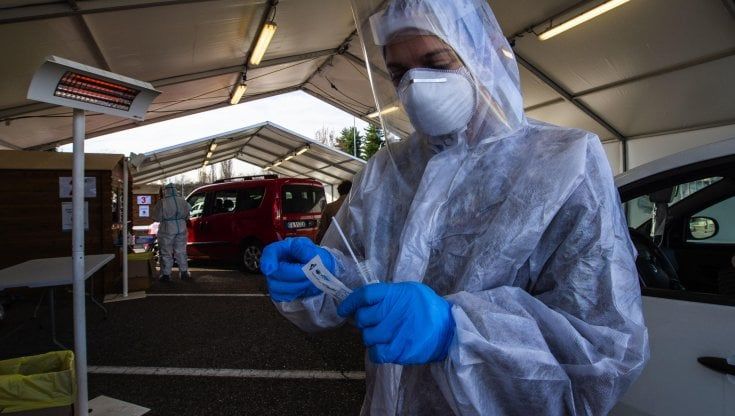 Coronavirus Lazio, 1.574 nuovi casi a Roma, 37 decessi nella regione