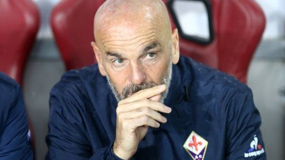 Fiorentina, Pioli sfida la Juve: "Non esistono imbattibili"